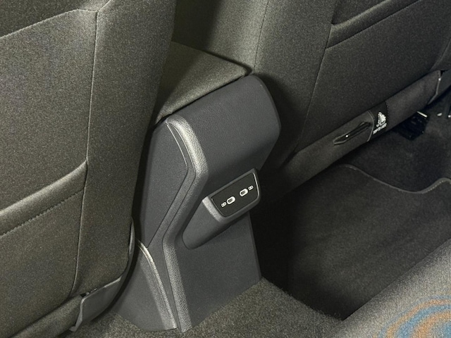 Volkswagen Polo 1.0 TSI DSG R-Line