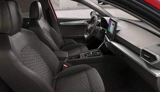 Seat Leon 1.5 eTSI Black FR-lijn Sportstourer