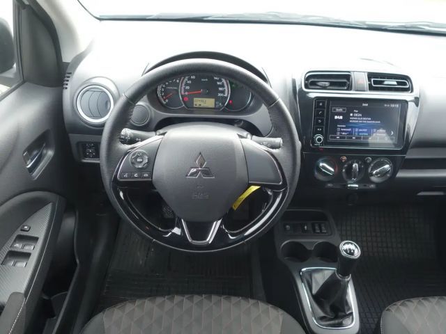 Mitsubishi Space Star Invite MIVEC Star