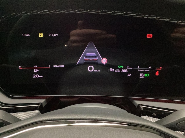 Audi A6 Avant Quattro S-Tronic