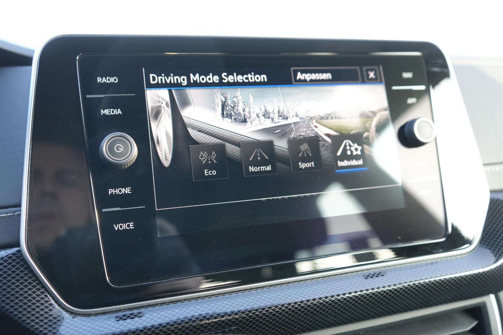 Volkswagen T-Cross Pro R-Line