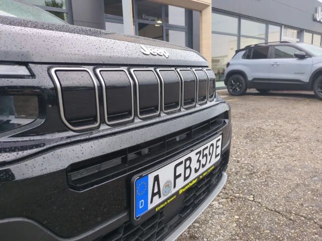 Jeep Avenger Full-Electric Summit