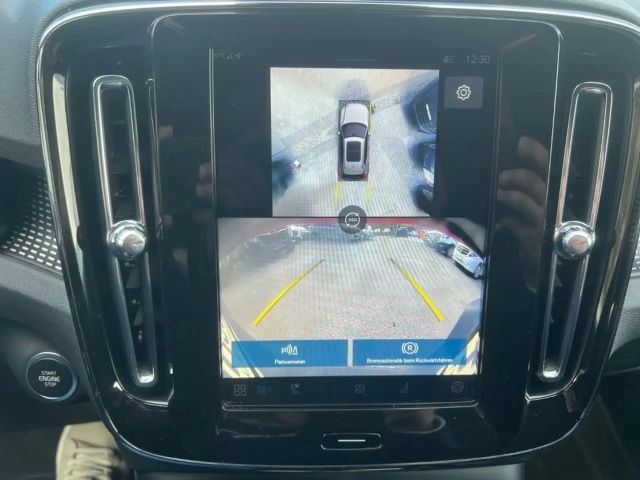 Volvo XC40 Dark Plus