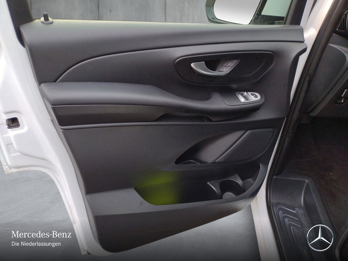 Mercedes-Benz V 220 V 220 d