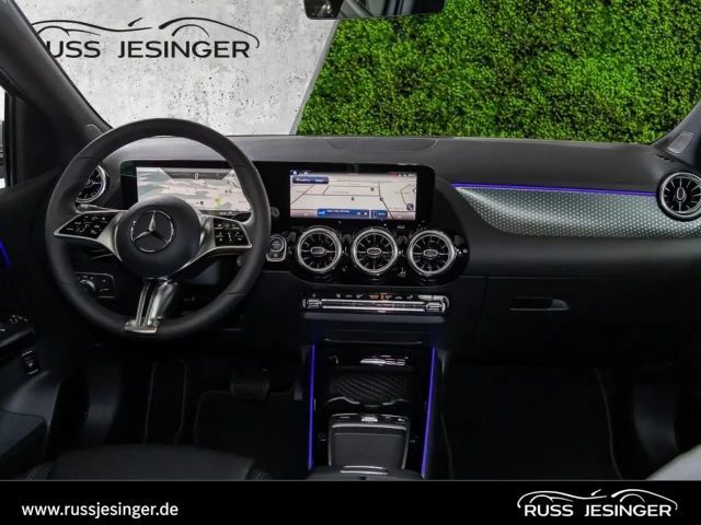 Mercedes-Benz B 220 4MATIC Progressive Sedan