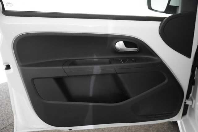 Volkswagen up! Move Move up!