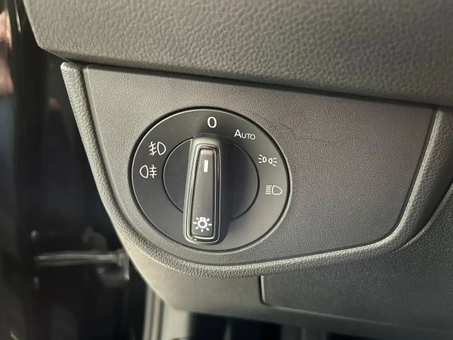 Volkswagen Polo 1.0 TSI DSG IQ.Drive R-Line