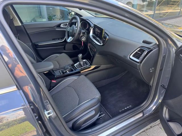 Kia XCeed GDi Vision