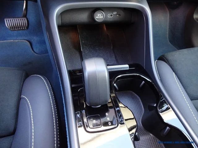 Volvo C40 AWD Recharge Twin Engine