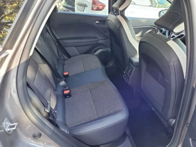 Renault Captur EDC Hybrid Techno