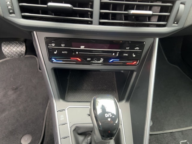 Volkswagen Polo 1.0 TSI DSG Style