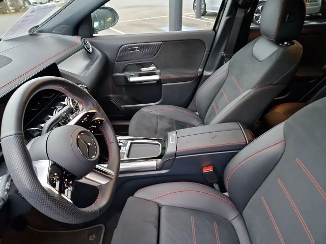 Mercedes-Benz EQA 350 4MATIC AMG Line