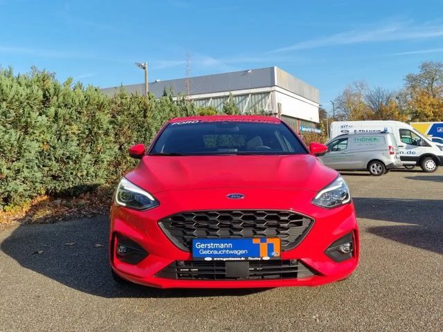 Ford Focus EcoBoost ST Line