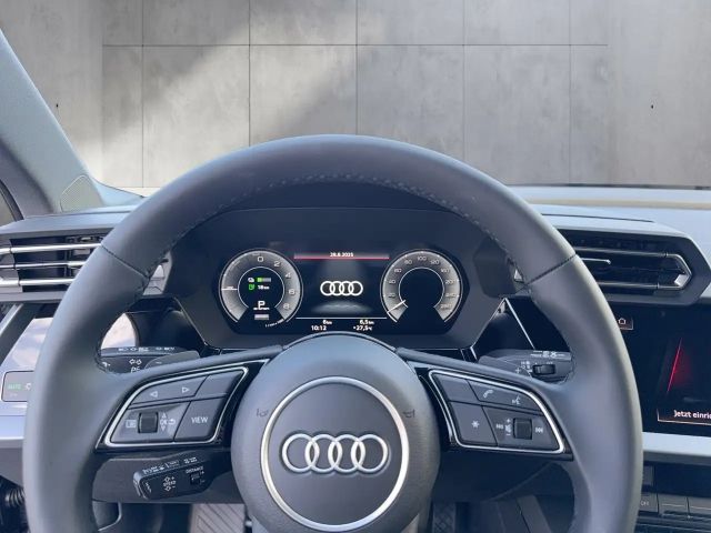 Audi A3 45 TFSI Hybride S-Line Sedan