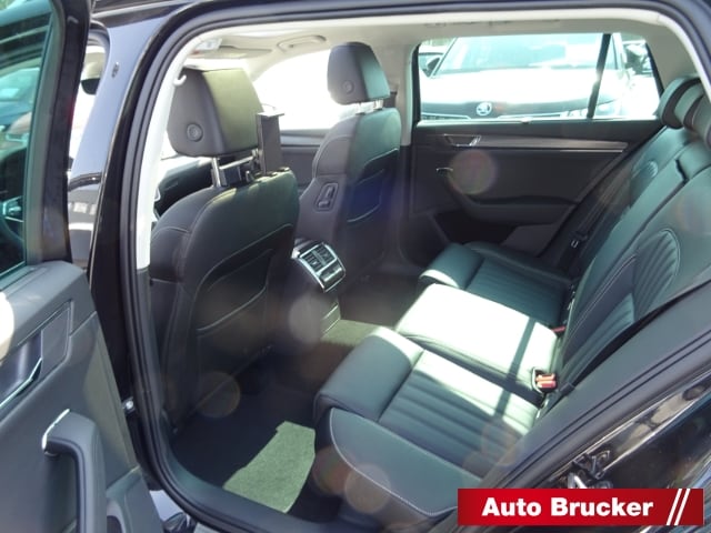 Skoda Superb 2.0 TDI Combi