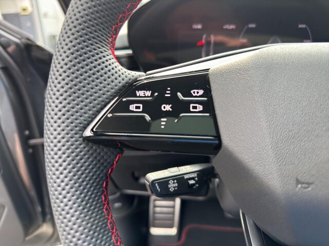 Audi A6 Avant Quattro S-Tronic