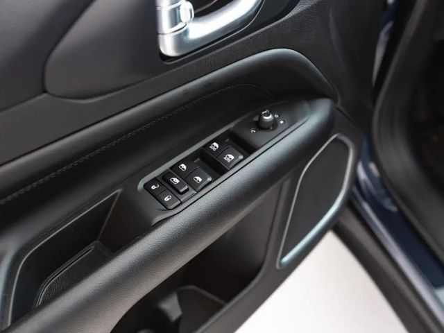 Jeep Compass Hybrid Summit