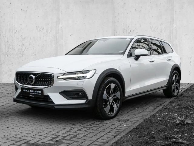 Volvo V60 Cross Country AWD Ultimate
