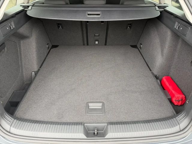 Volkswagen Golf DSG Life Variant