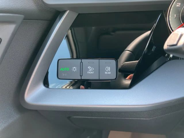 Audi A3 30 TFSI Sedan