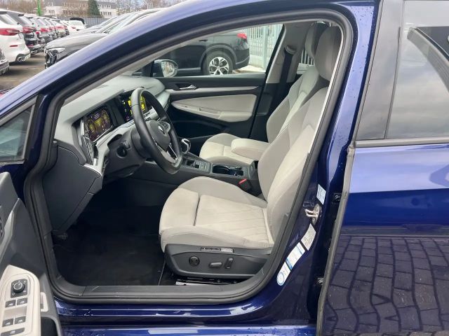 Volkswagen Golf 2.0 TDI Golf VIII Life Variant