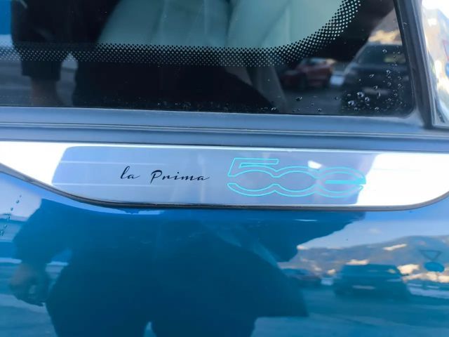 Fiat 500 La Prima