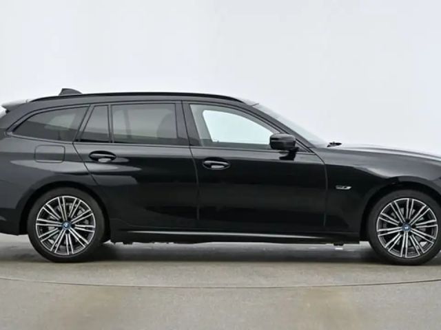 BMW 320 320e M-Sport Touring