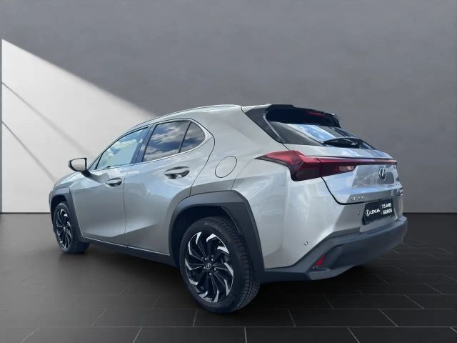 Lexus UX 250h