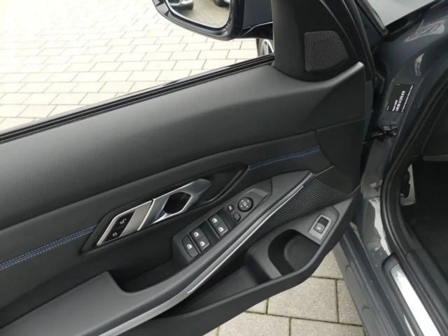 BMW 320 320d Touring xDrive