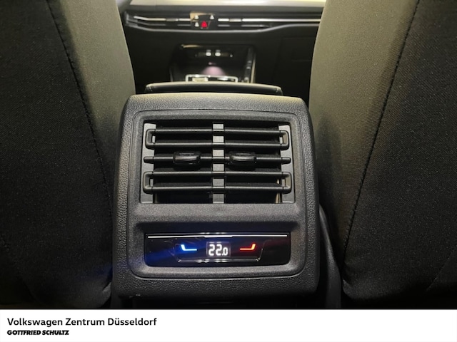 Volkswagen Golf 1.5 TSI DSG Style