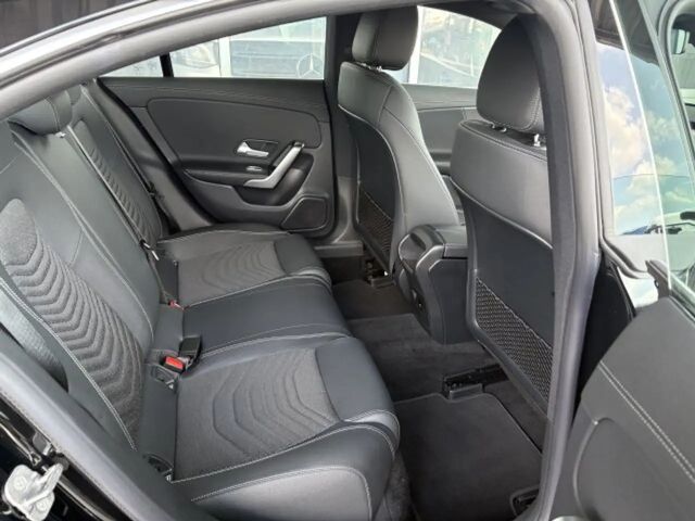 Mercedes-Benz CLA 180 Coupé Progressive