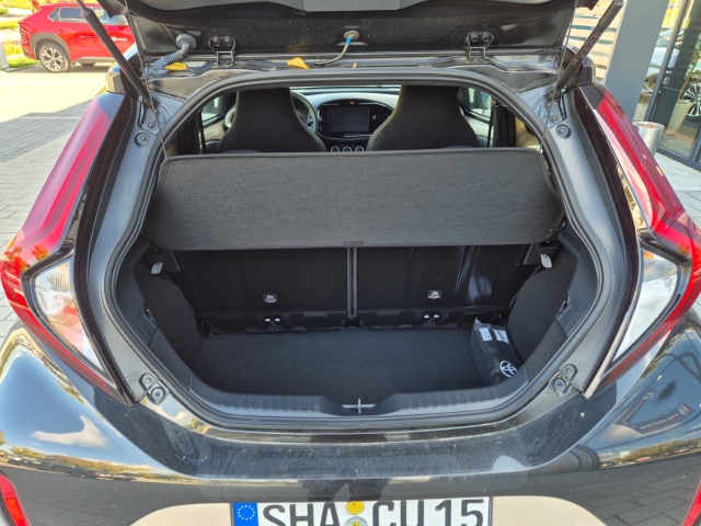 Toyota Aygo X 5-deurs Basis Team D