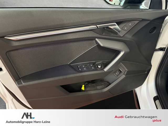 Audi A3 30 TFSI S-Line S-Tronic Sportback