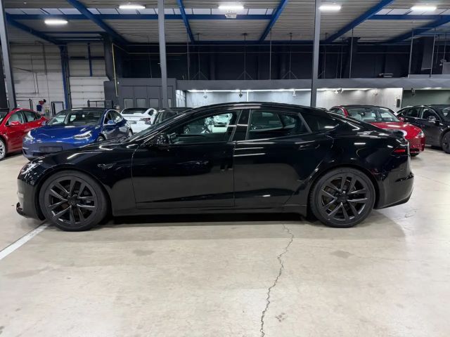 Tesla Model S Plaid