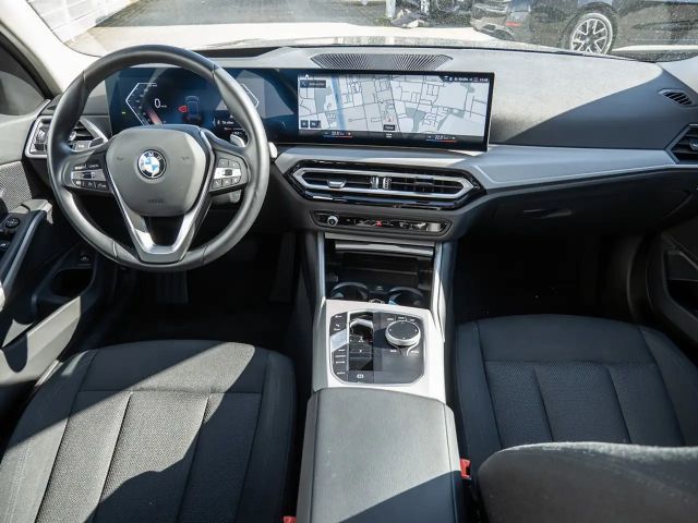 BMW 330 330i Touring xDrive