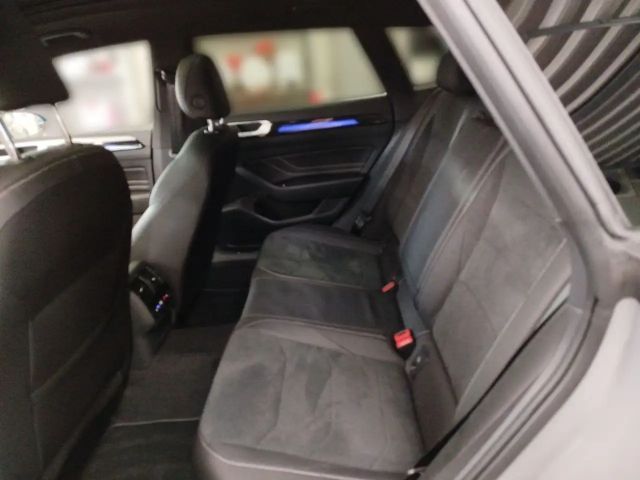 Volkswagen Arteon 2.0 TDI DSG IQ.Drive R-Line