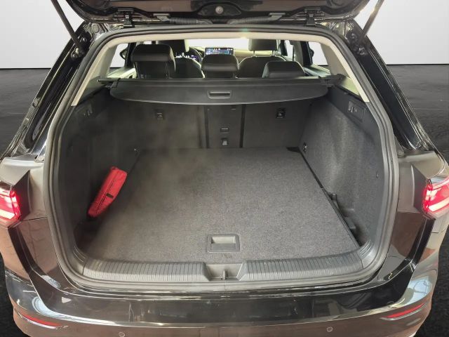 Volkswagen Golf 2.0 TDI DSG Variant