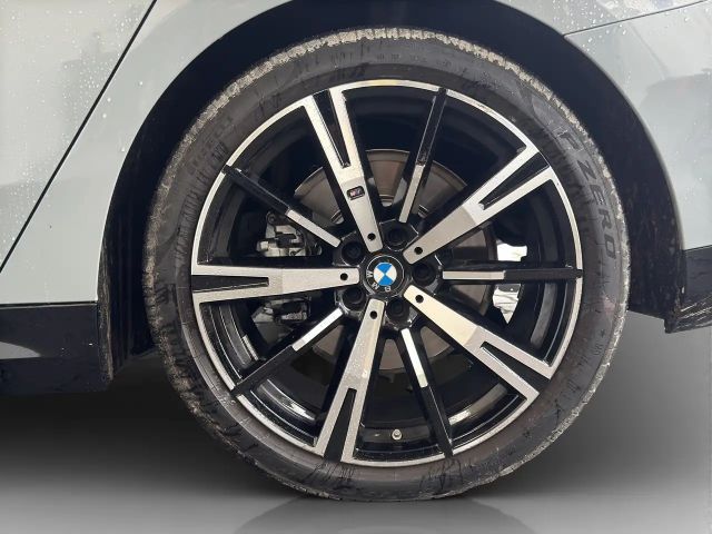 BMW 520 520d M-Sport Touring xDrive