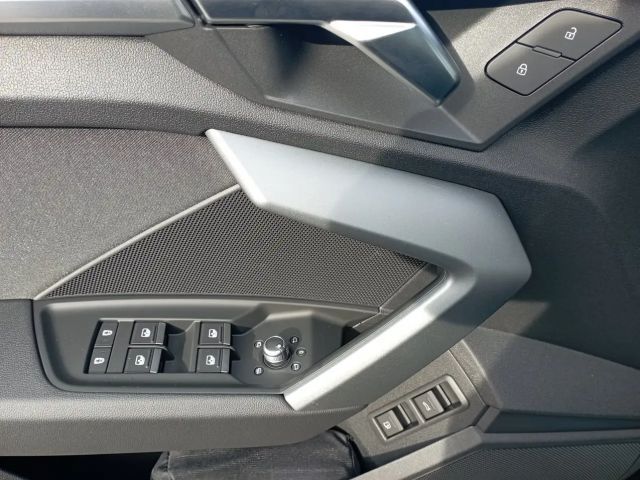 Audi A3 45 TFSI Hybride S-Line Sedan