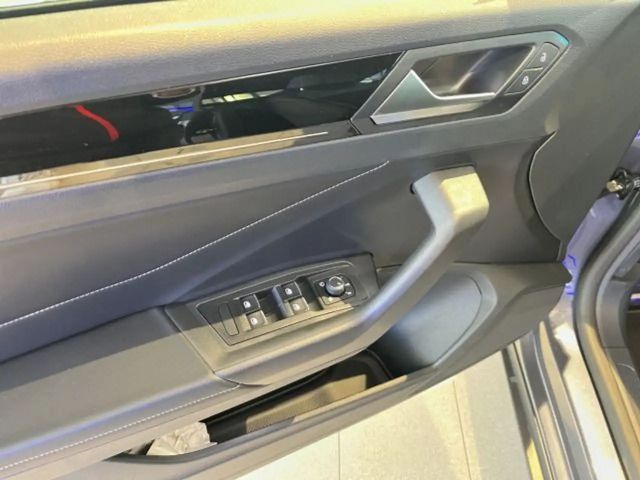 Volkswagen T-Roc Cabriolet IQ.Drive R-Line