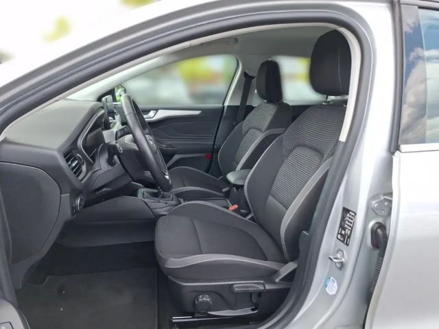 Ford Focus Cool & Connect Wagon