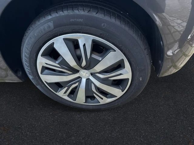 Peugeot 208 Active Pack PureTech