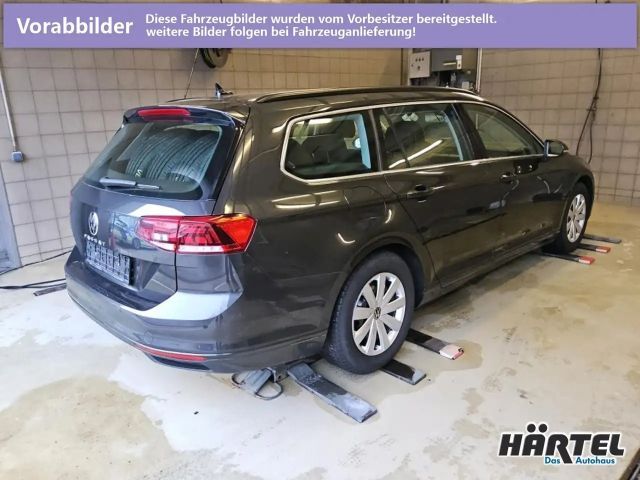 Volkswagen Passat 2.0 TDI Business DSG Variant