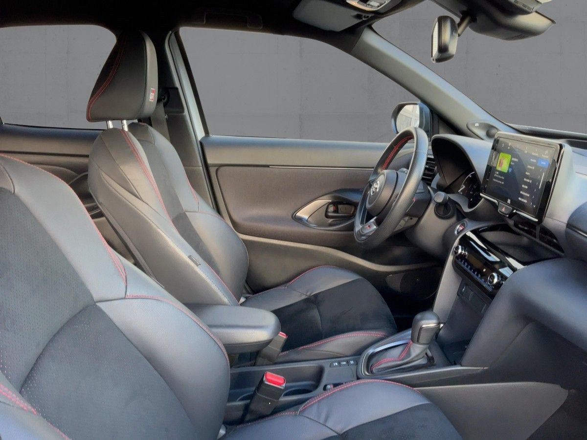 Toyota Yaris Cross 5-deurs Bi-Tone GR