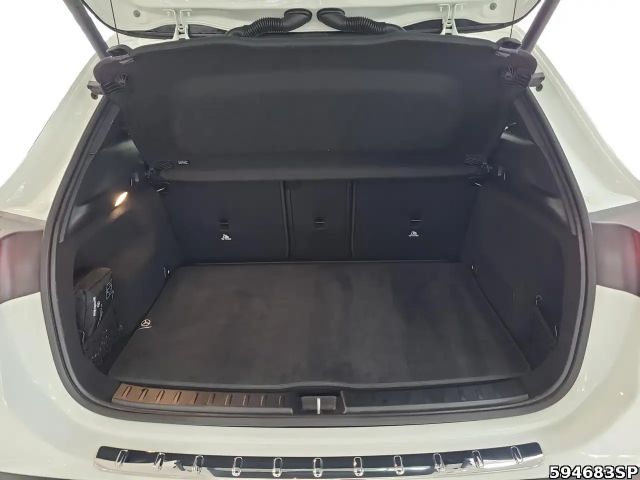 Mercedes-Benz GLA 200 AMG Line