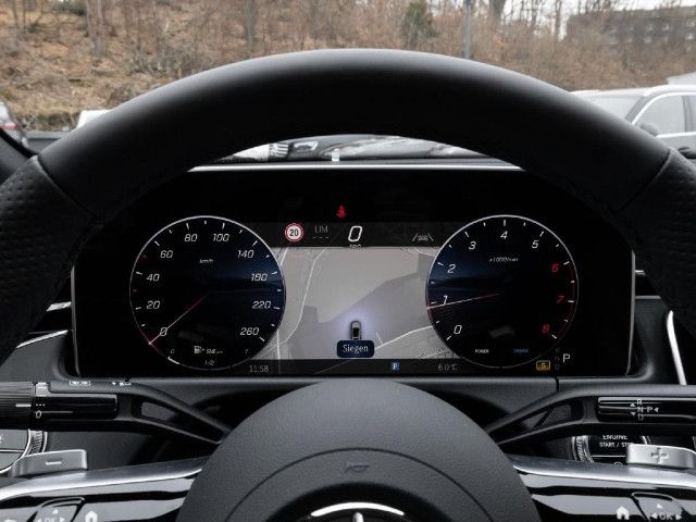 Mercedes-Benz E 200 Sedan