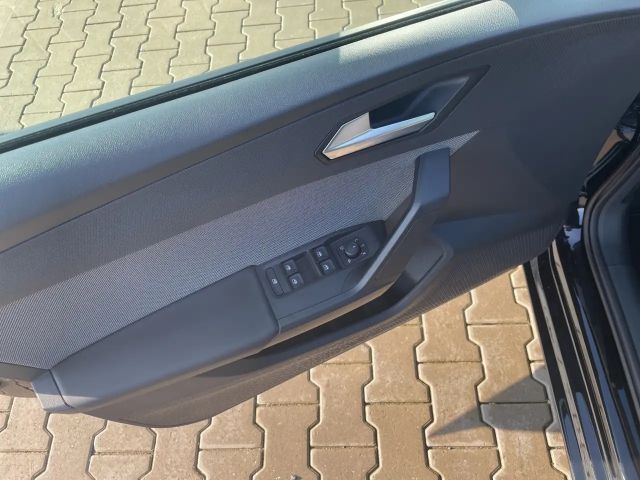 Seat Leon 2.0 TDI DSG Sportstourer Style