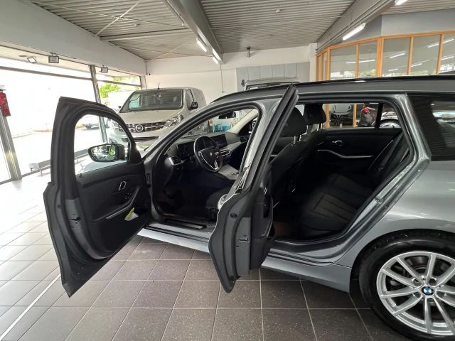 BMW 318 318d Touring