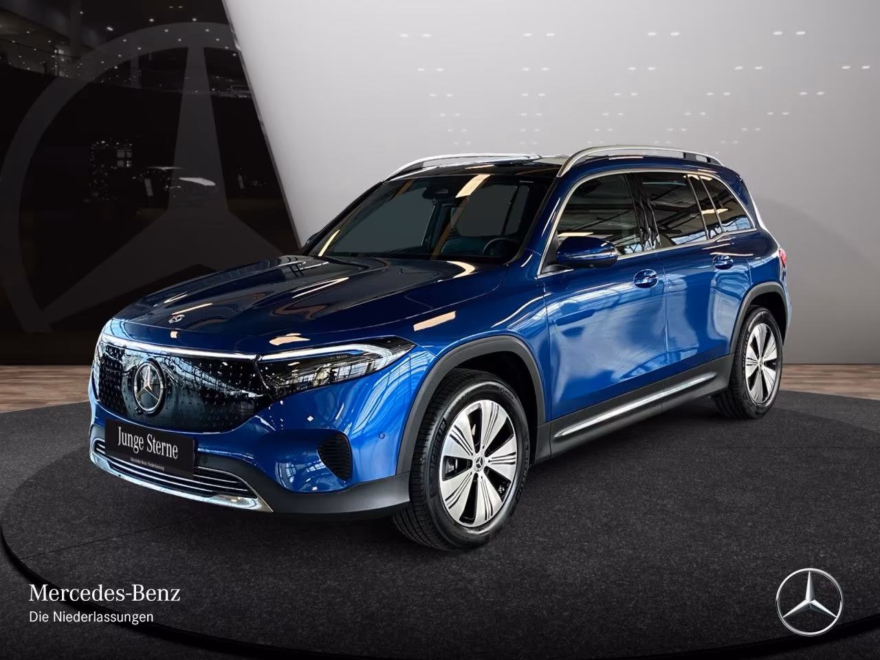 Mercedes-Benz EQB 300 4MATIC Progressive