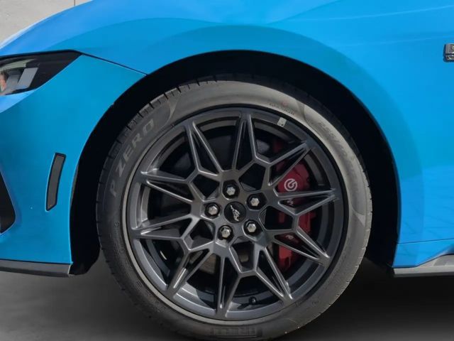 Ford Mustang Fastback GT 5.0 V8